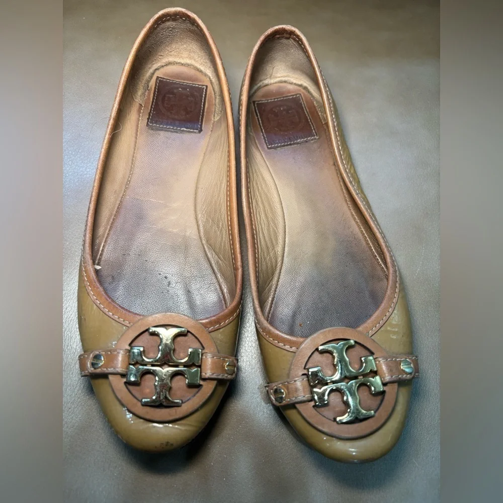 Tory Burch Tan and Gold Ballet Flats